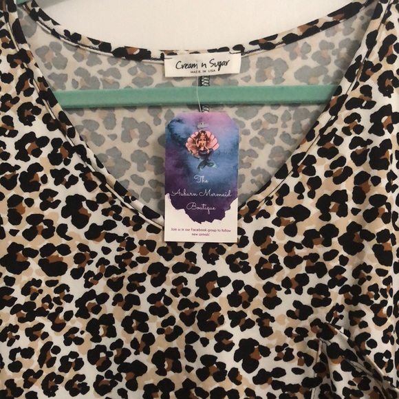 Beautiful Leopard Print Top - Picture 2 of 6